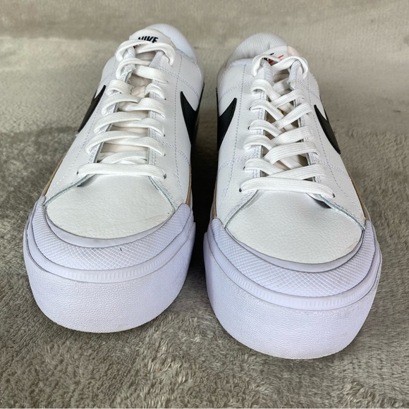 Nike Court Legacy Lift Shoes Womens Size 11 White Black Leather Sneakers NEW - Picture 5 of 10